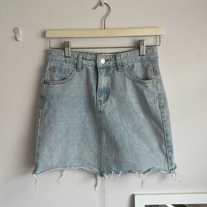Blue light washee denim high waisted short skirt